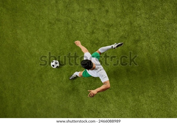 每体：皇马内部已经失衡，他们持续攻击裁判是在转移矛盾