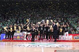 后勤不合格火箭无酒店可入住，美媒不问原由怪罪杜兰特带偏火箭