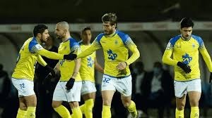 队报：AC米兰有望续约迈尼昂，守门员教练起到了很大的作用