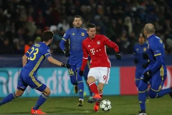 出惊人的潜 出惊人的潜