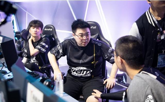 巴萨官方祝 巴萨官方祝