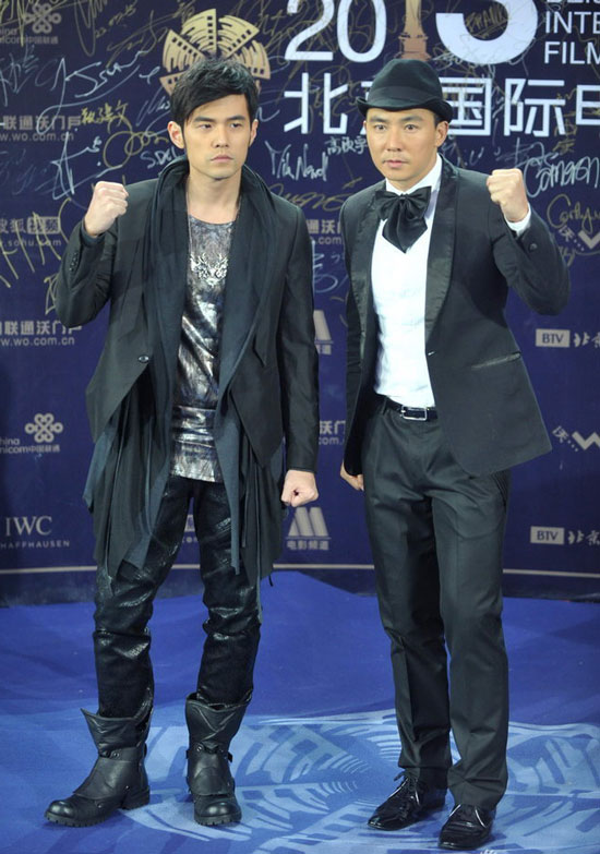 除了严格的 除了严格的